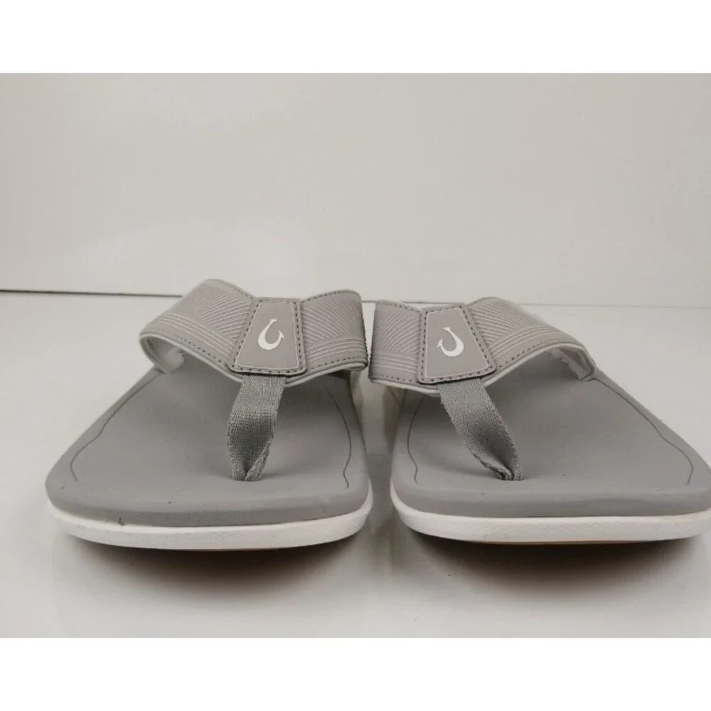 OluKai Ahi Kai Sandals Flip Flops Men's Size 9 Ash Grey